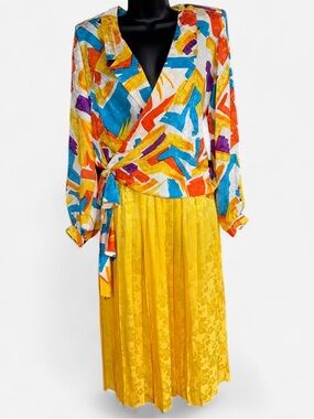 Vintage Colorblock Wrap Blouse and Yellow Pleated Skirt Set